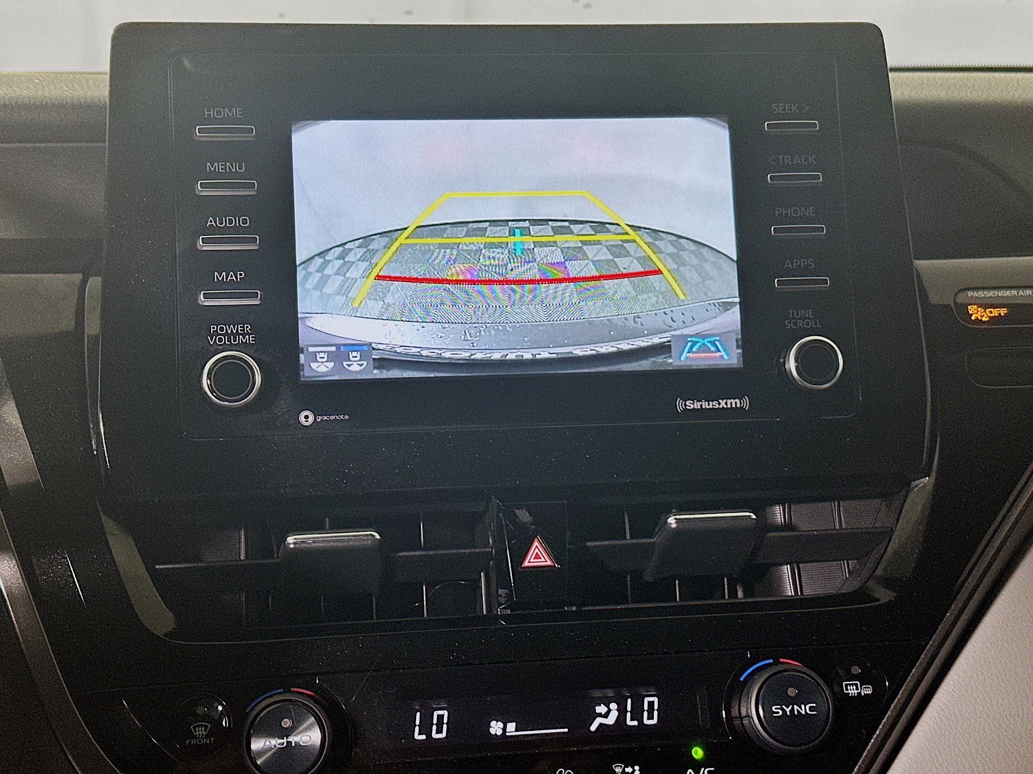 Used 2022 Toyota Camry SE w/ Convenience Package FWD image 25