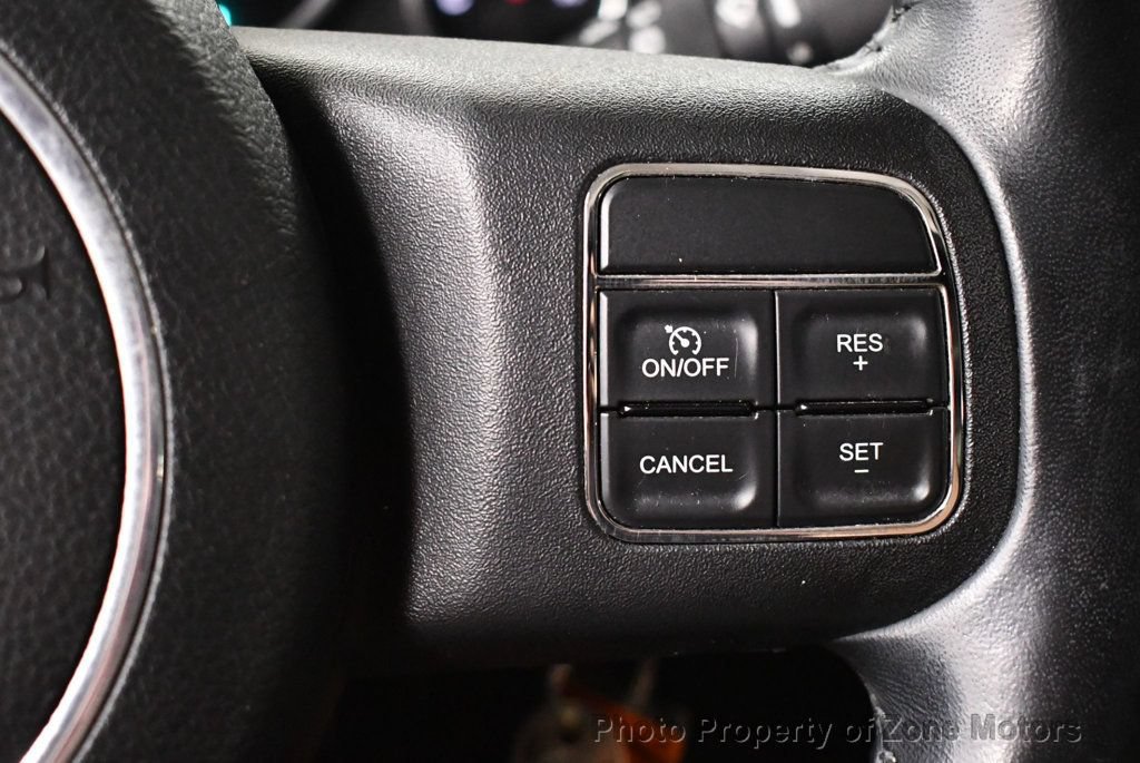 Used 2012 Jeep Wrangler Unlimited Sahara AWD/4WD image 30