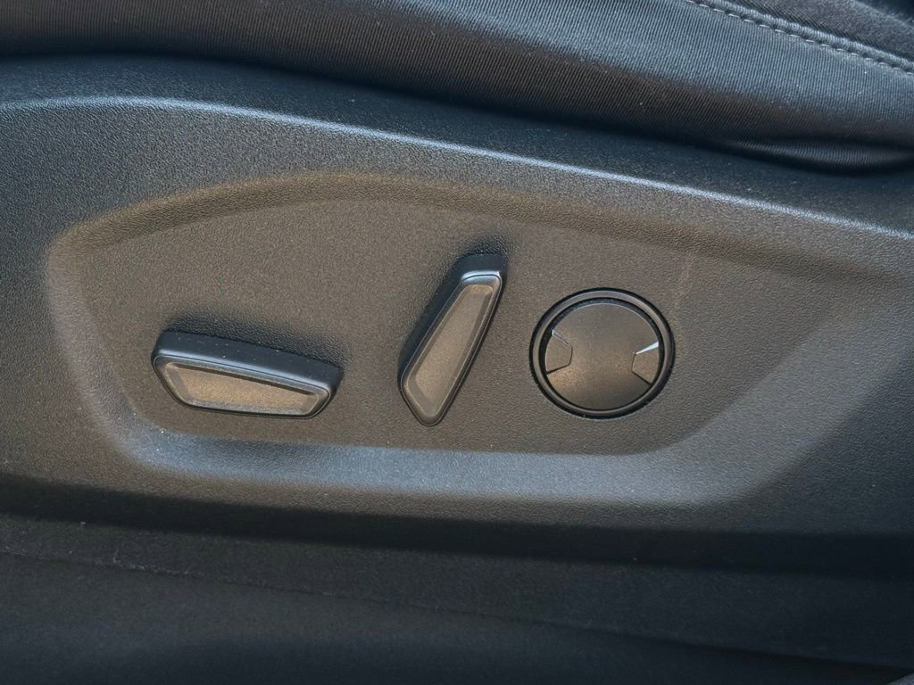 Used 2022 Ford Edge SEL w/ Convenience Package image 9