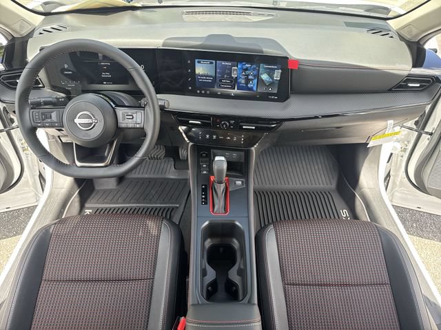 New 2026 Nissan Kicks SR FWD image 9