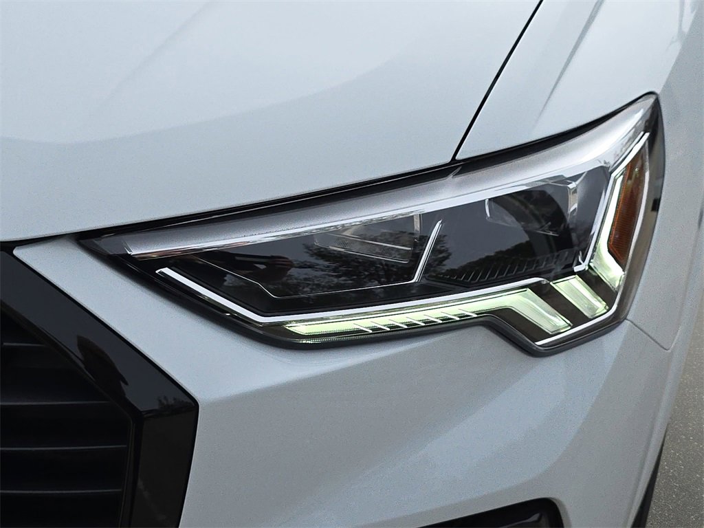 Certified 2024 Audi Q3 2.0T Premium w/ Convenience Package image 32
