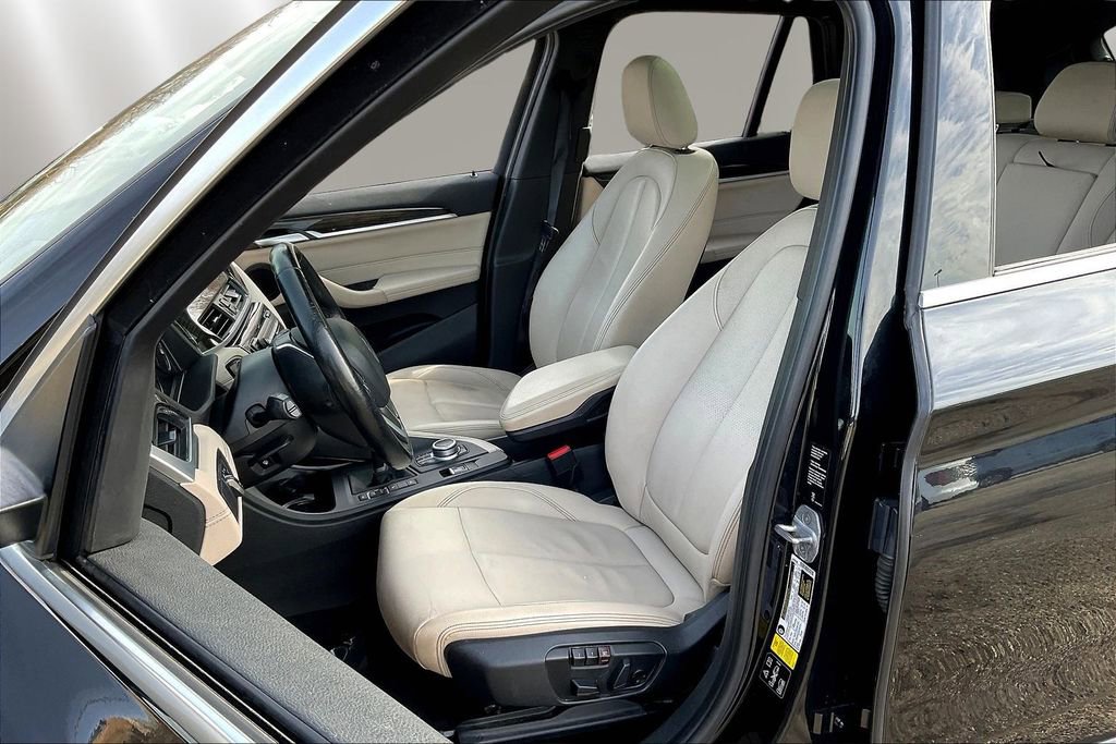 Used 2021 BMW X1 xDrive28i w/ Premium Package image 20