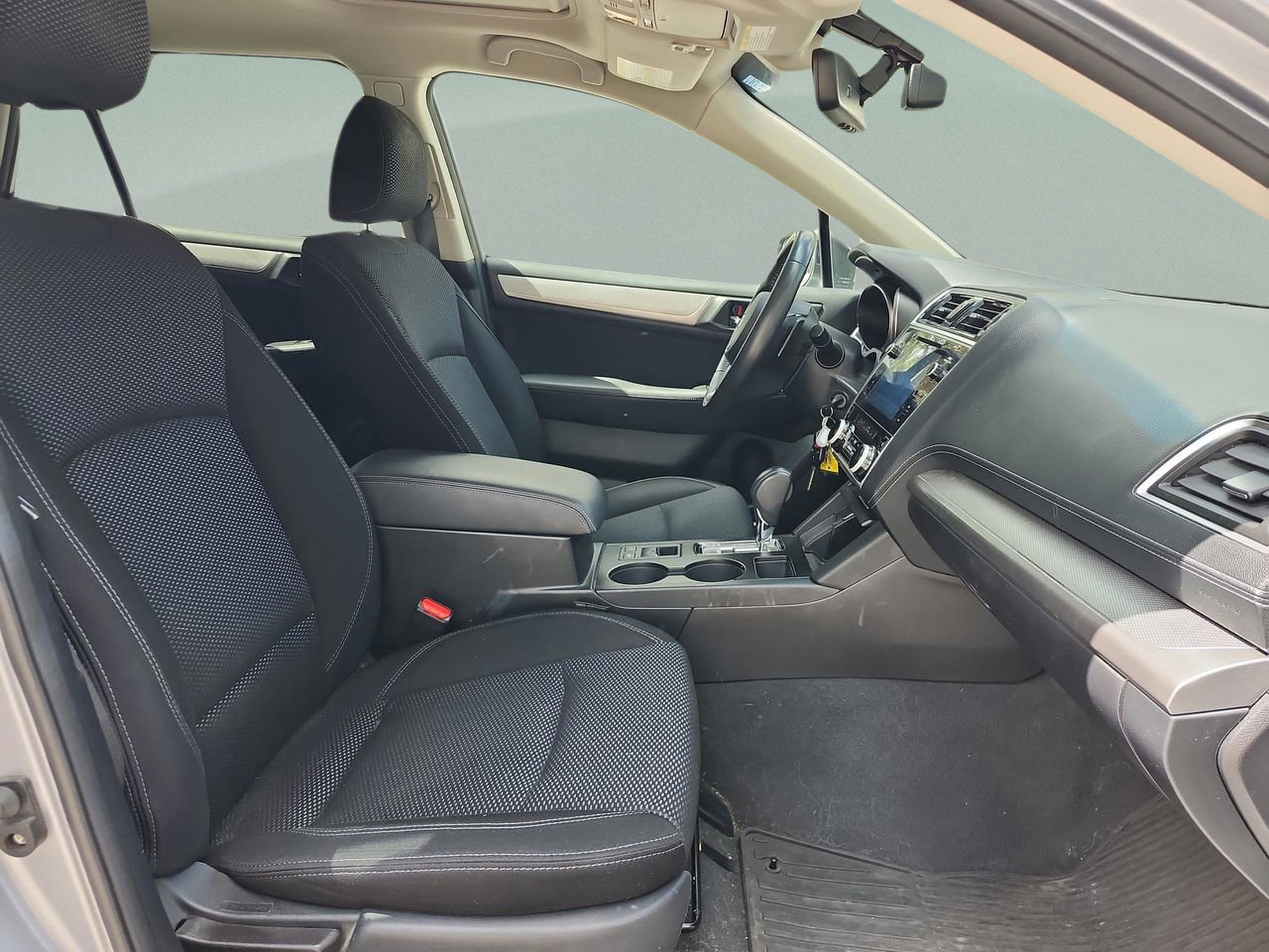 Used 2018 Subaru Outback 2.5i Premium image 20