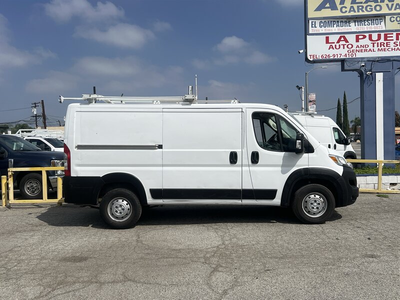 Used 2023 RAM ProMaster 2500 FWD image 2