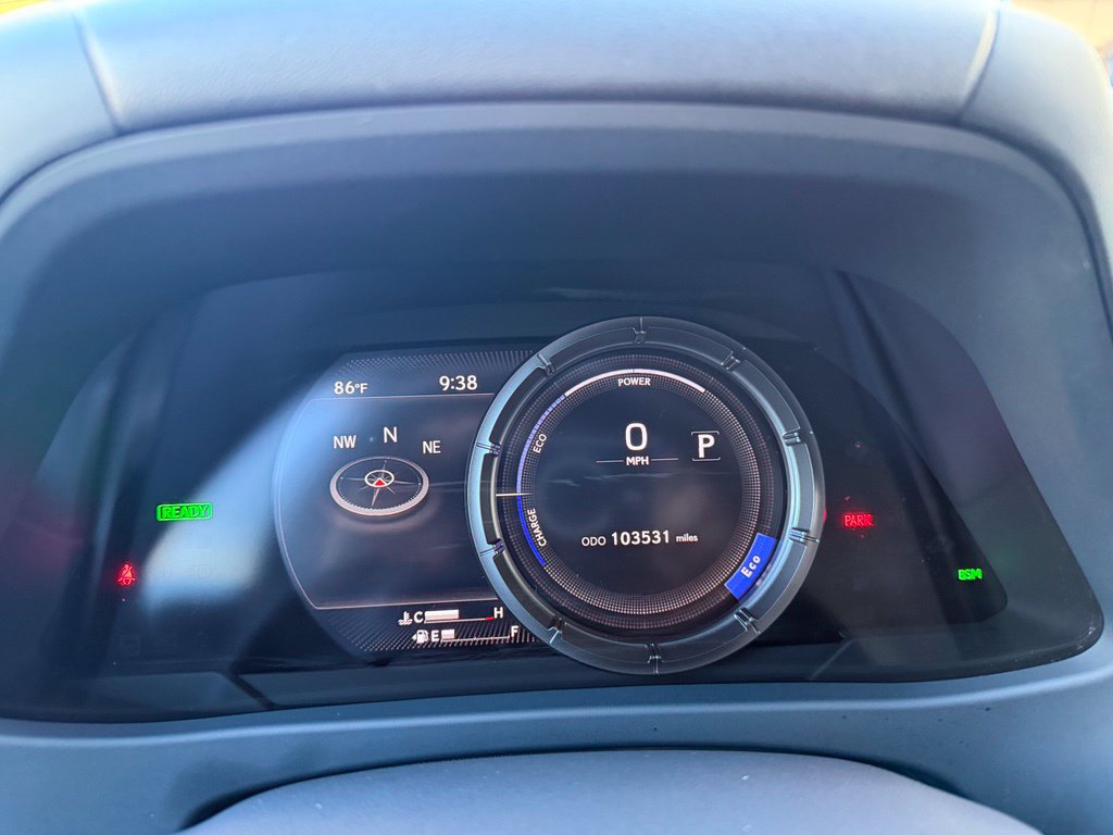Used 2023 Lexus UX 250h F Sport FWD image 21