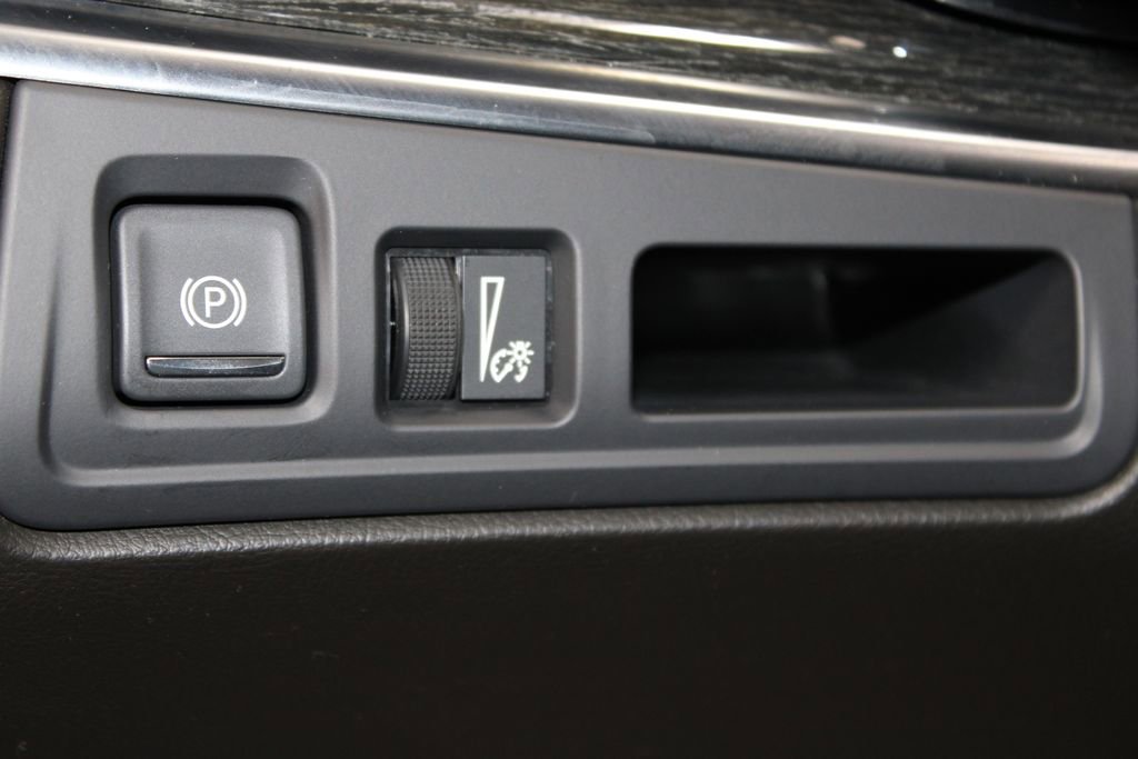 Used 2023 Cadillac XT5 Premium Luxury image 36