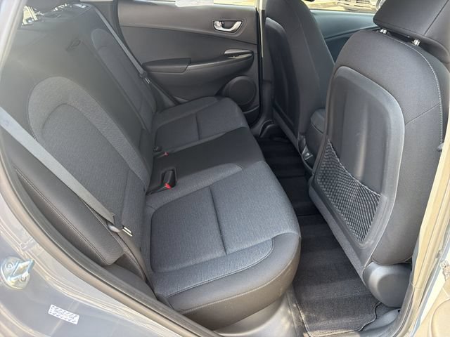 Used 2023 Hyundai Kona SE FWD image 15