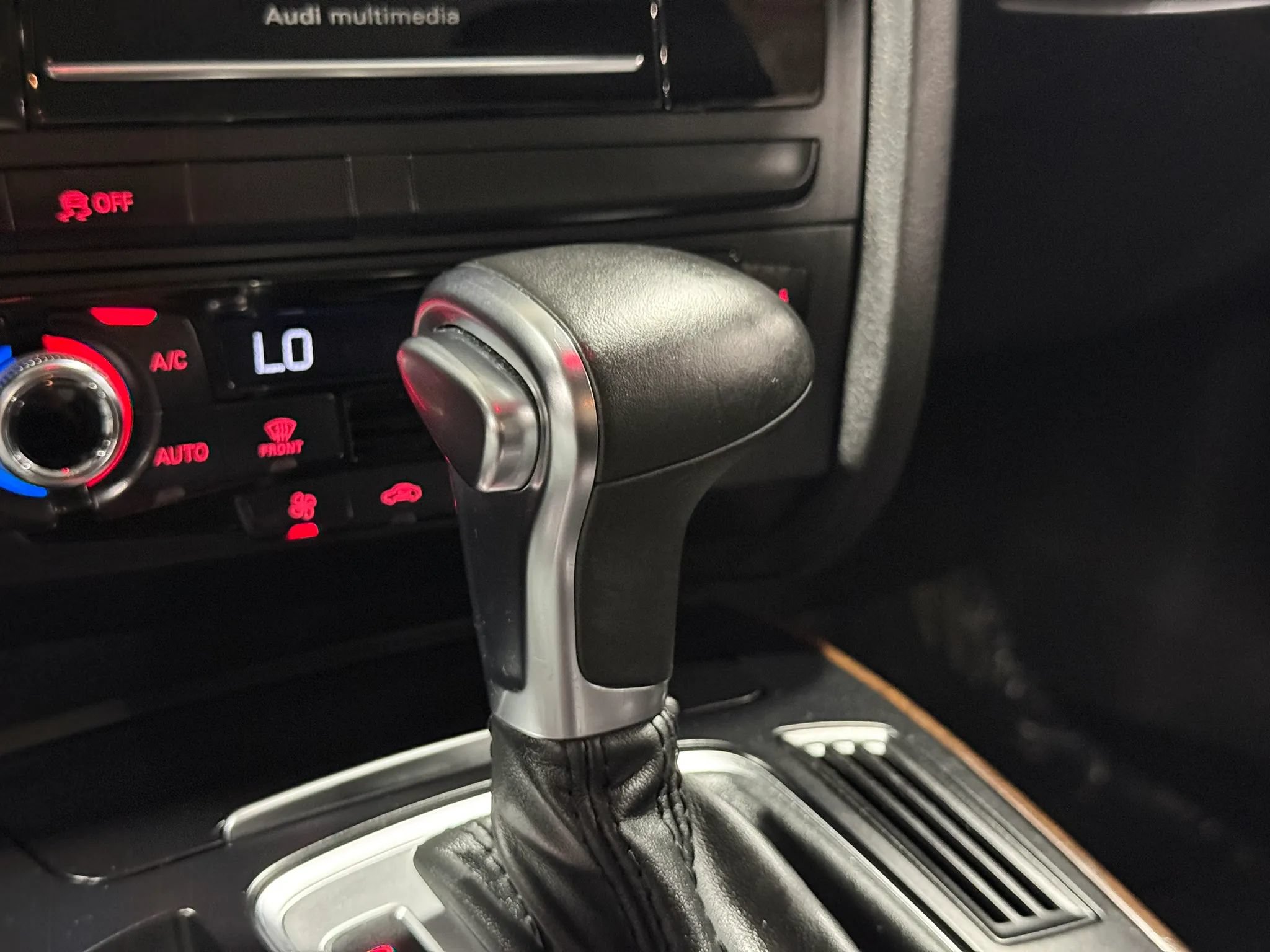 Used 2015 Audi A4 2.0T Premium Plus w/ Technology Package AWD/4WD image 37