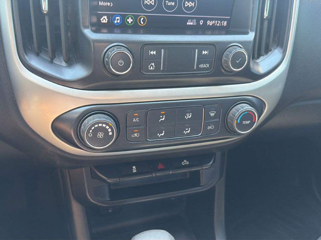 Used 2022 Chevrolet Colorado LT w/ Chrome Appearance Package RWD image 25