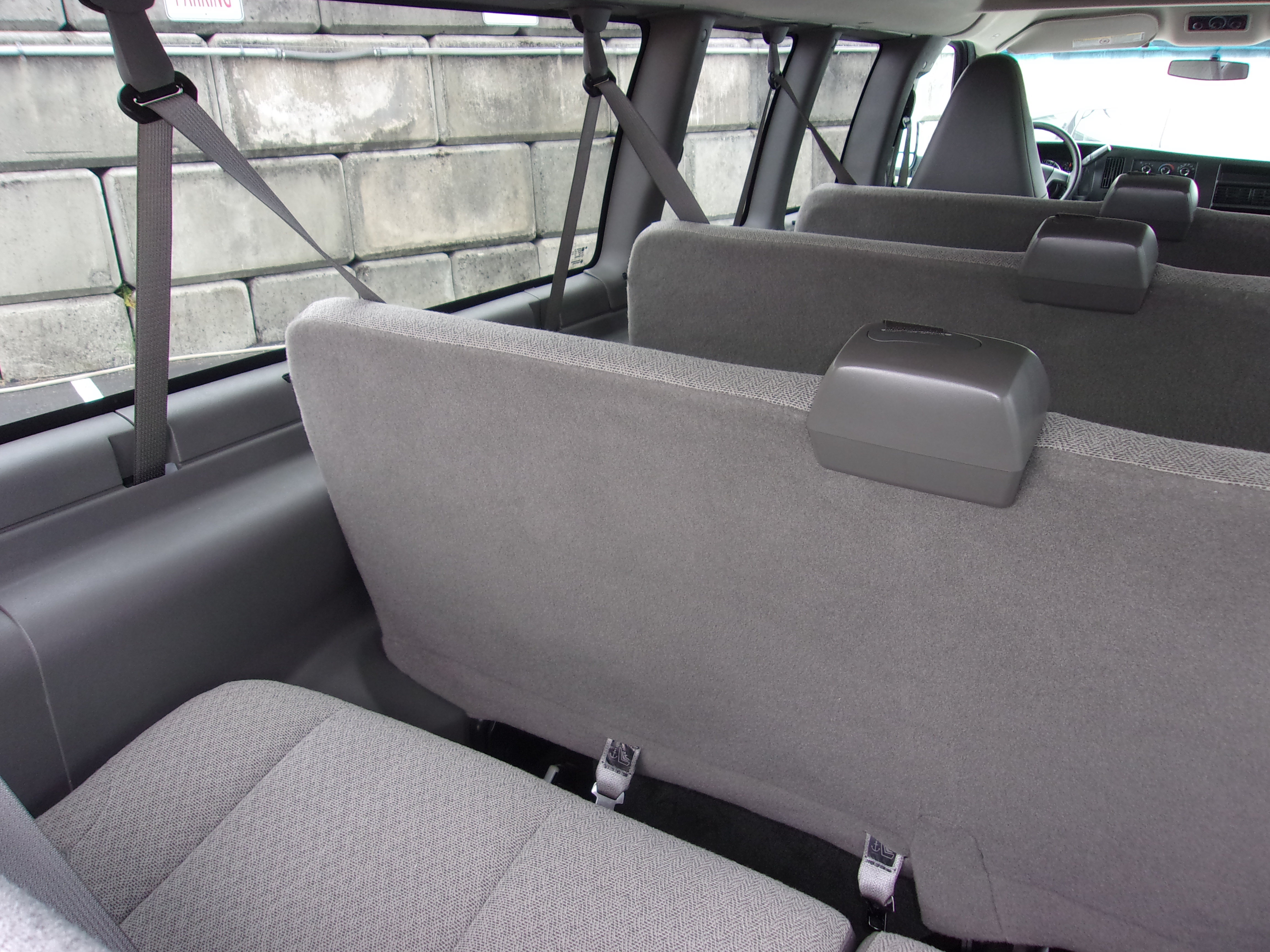 Used 2016 Chevrolet Express 3500 LT w/ LT Preferred Equipment Group RWD image 17
