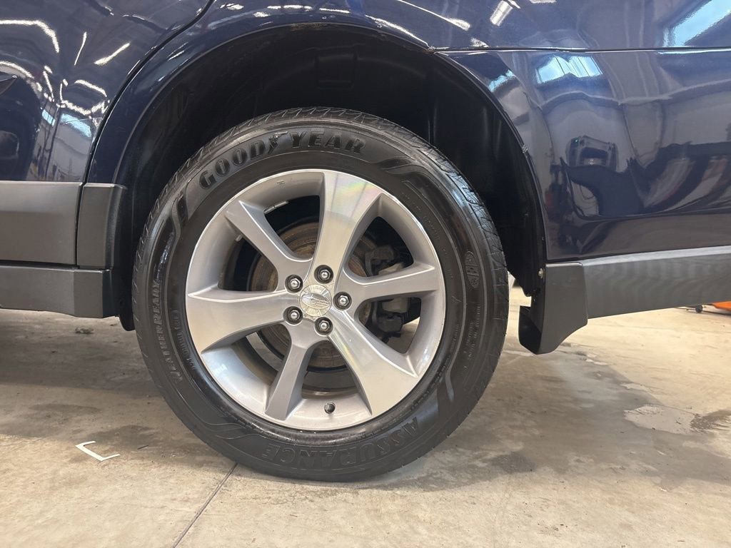Used 2014 Subaru Outback 3.6R Limited image 25