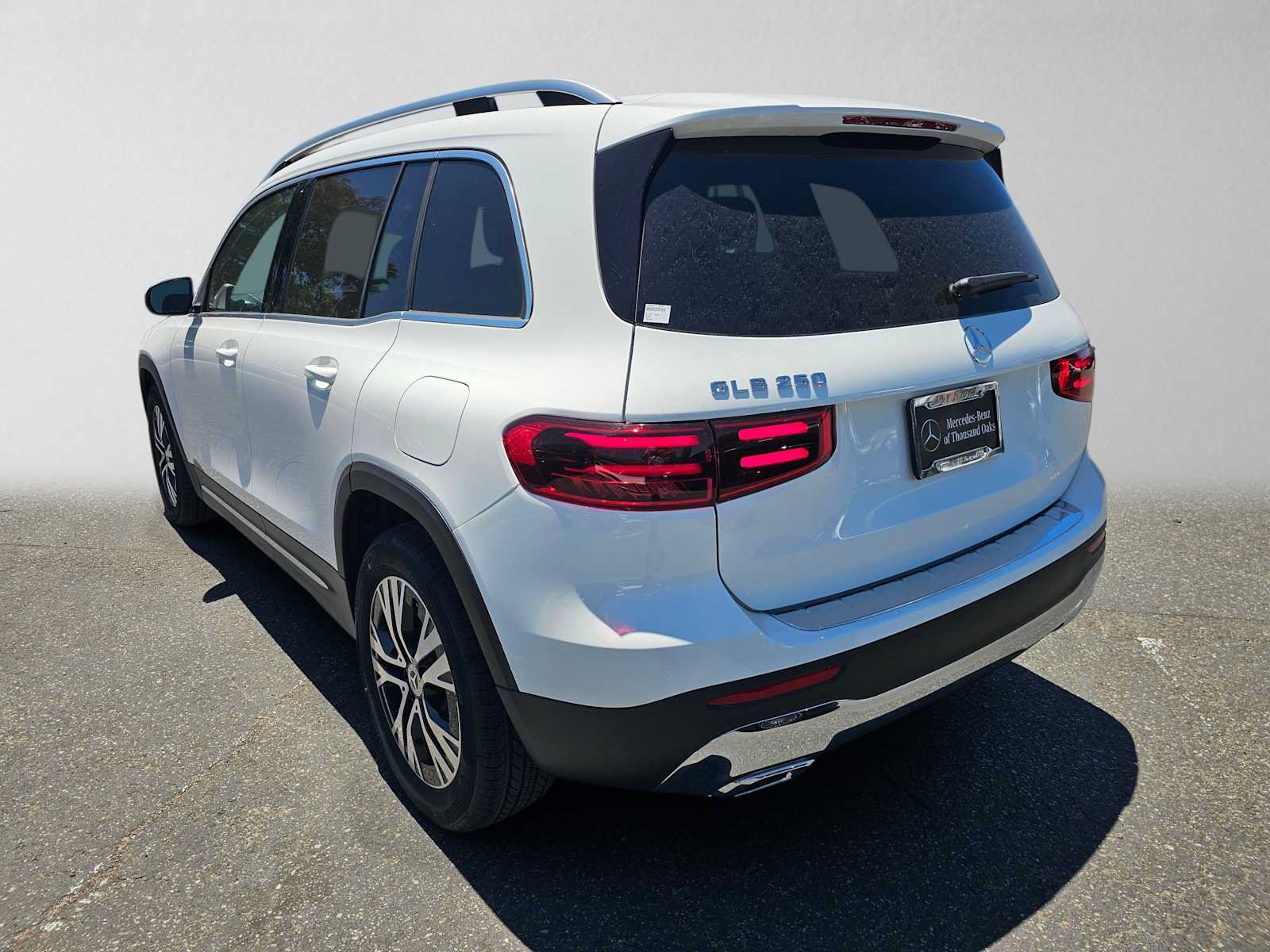 New 2026 Mercedes-Benz GLB 250 image 5
