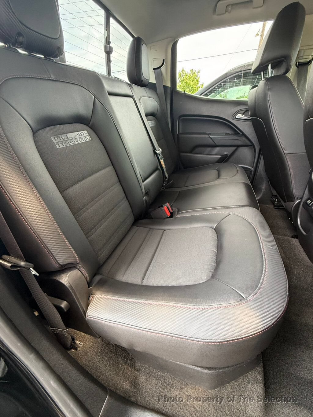 Used 2015 GMC Canyon SLE w/ All-Terrain Package AWD/4WD image 37