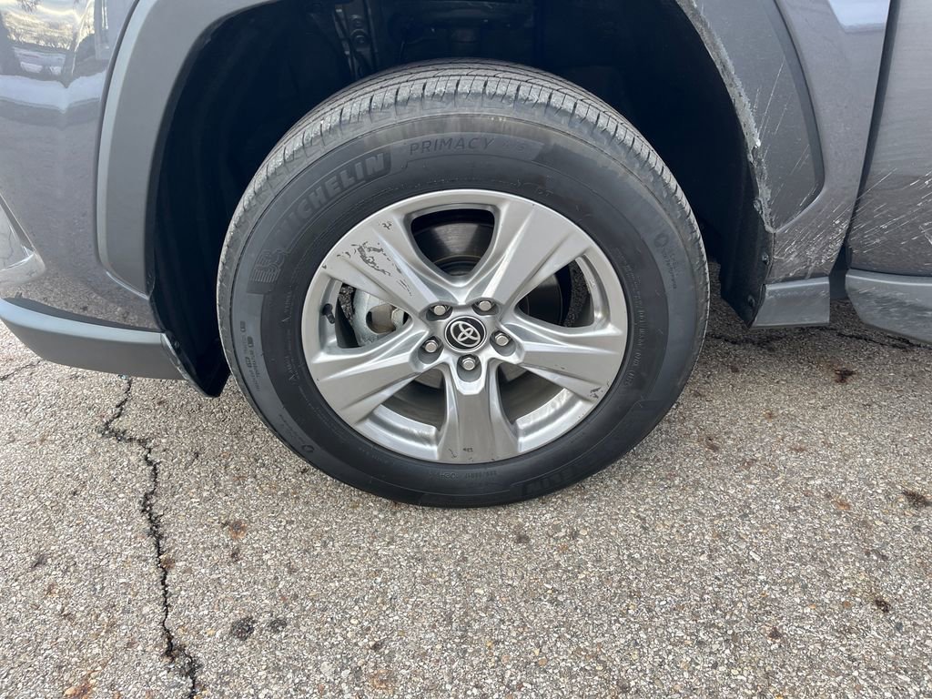 Certified 2024 Toyota RAV4 XLE image 28