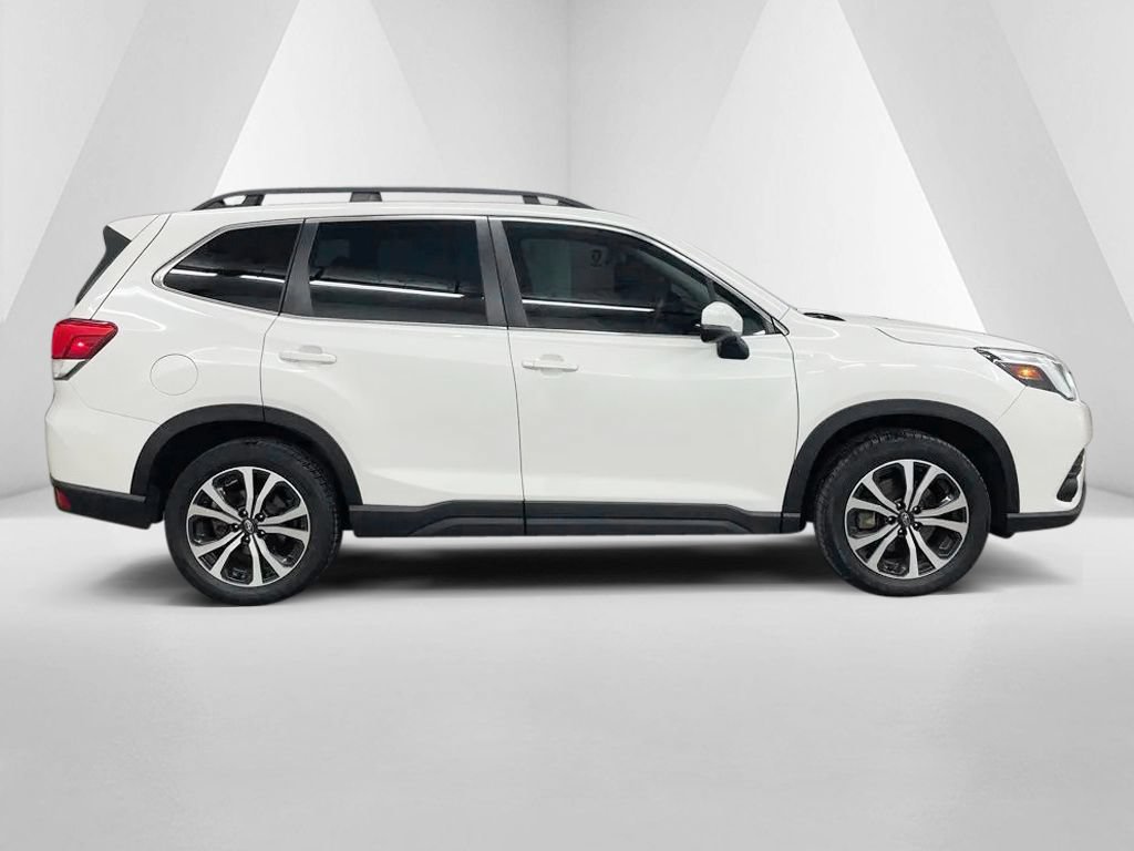 Used 2023 Subaru Forester Limited AWD/4WD image 8