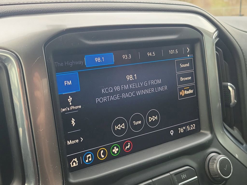 Used 2019 Chevrolet Silverado 1500 LT Trail Boss AWD/4WD image 17