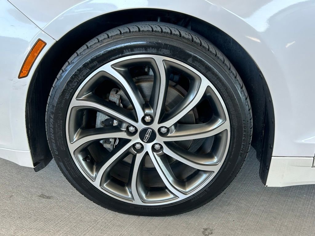 Used 2019 Lincoln MKZ Reserve w/ Reserve Plus Package image 29