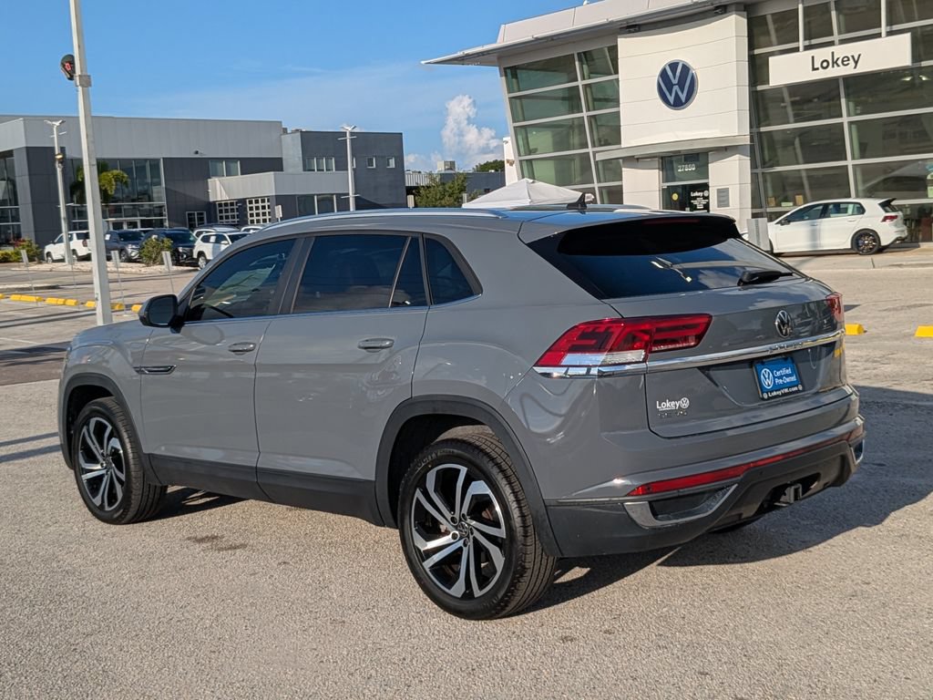 Certified 2023 Volkswagen Atlas Cross Sport SE w/ Panoramic Sunroof Package FWD image 4