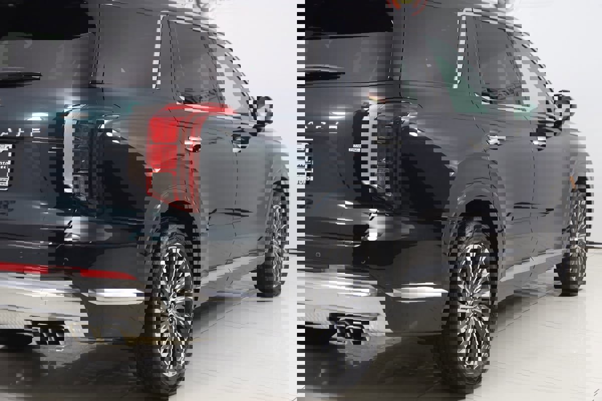 Used 2024 Hyundai Palisade Calligraphy image 49