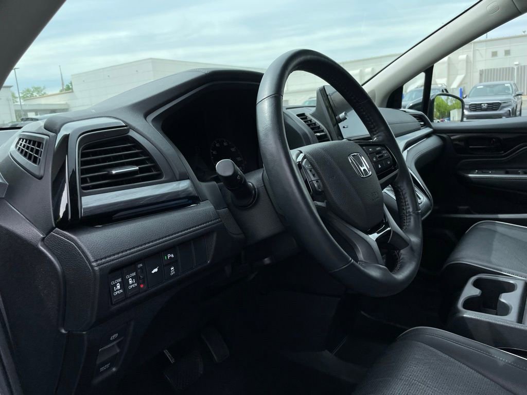 Certified 2025 Honda Odyssey Elite image 28
