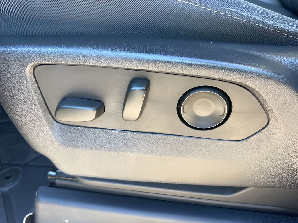 Used 2023 Chevrolet Silverado 1500 LT Trail Boss w/ Protection Package image 10