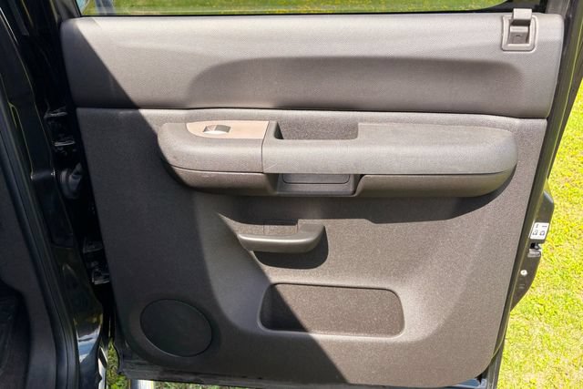 Used 2010 Chevrolet Silverado 1500 LT w/ Power Pack Plus AWD/4WD image 26