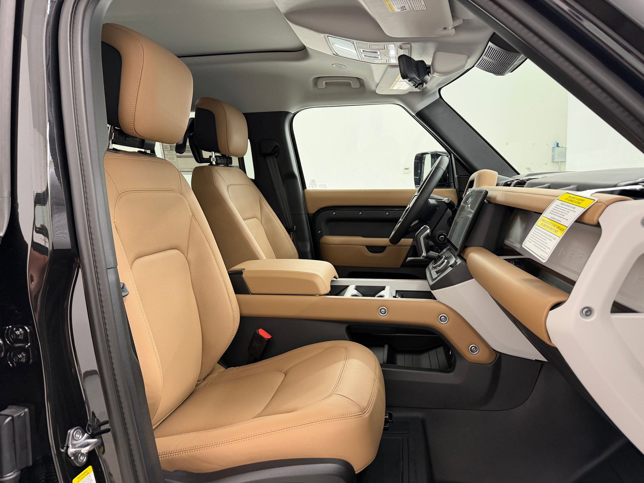 New 2026 Land Rover Defender 130 S AWD/4WD image 30