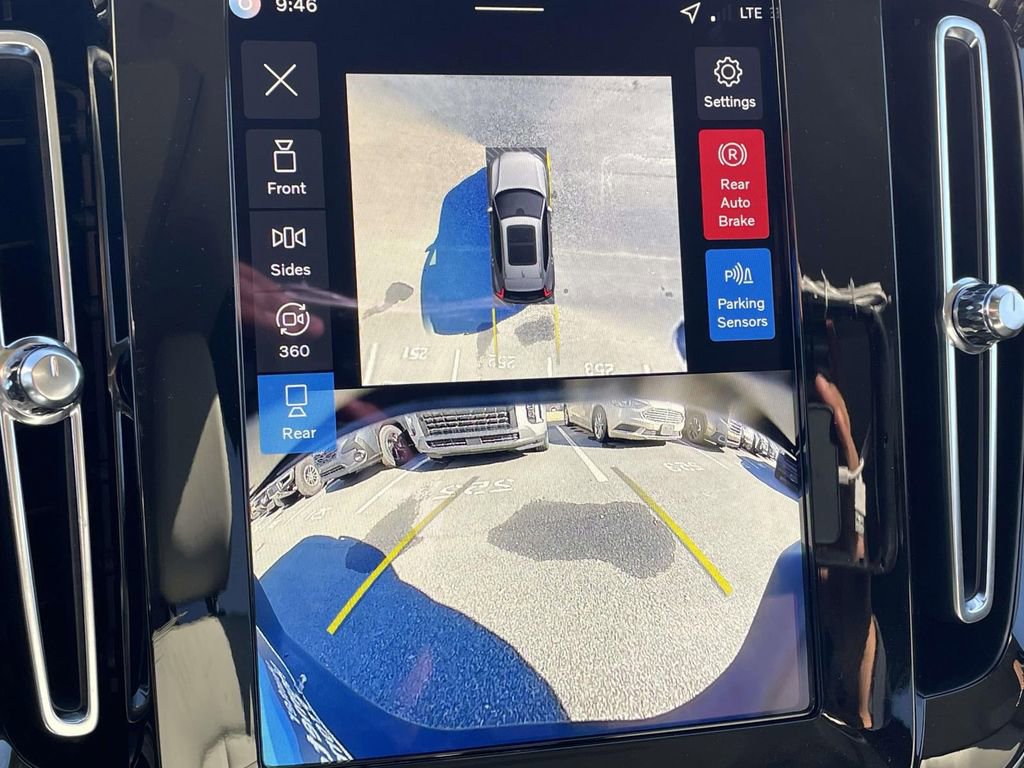 New 2026 Volvo XC40 B4 Plus w/ Protection Package Premier FWD image 18