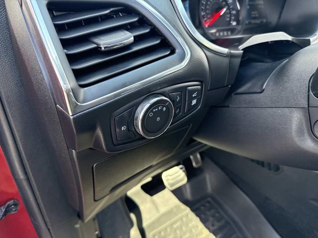 Used 2021 Ford Edge ST w/ Equipment Group 401A AWD/4WD image 25