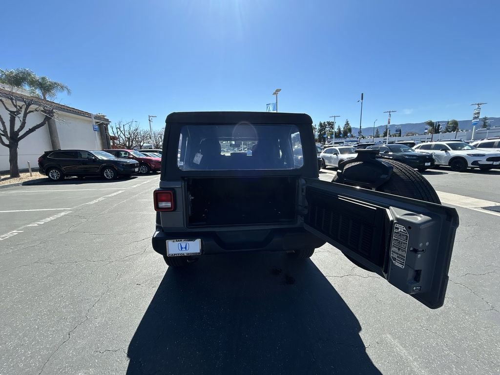 Used 2023 Jeep Wrangler Sport image 23