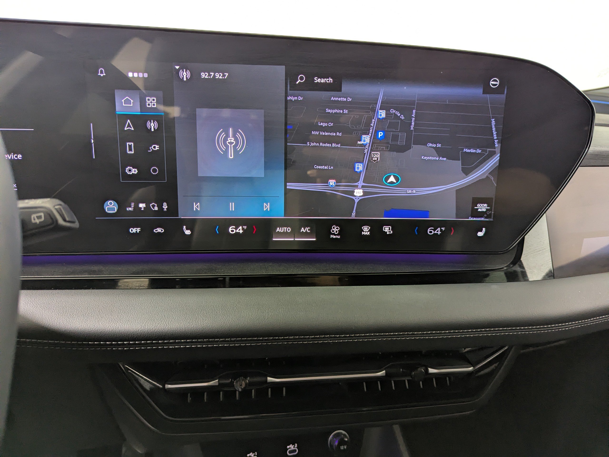 Certified 2025 Audi Q6 e-tron Prestige AWD/4WD image 20