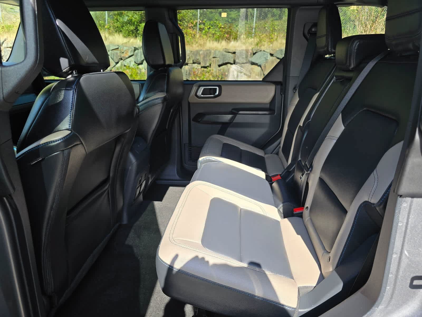 Used 2024 Ford Bronco Wildtrak AWD/4WD image 25
