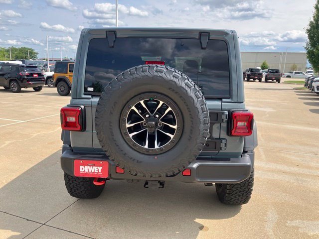 New 2026 Jeep Wrangler Unlimited Rubicon w/ Xtreme 35 Tire Package AWD/4WD image 7