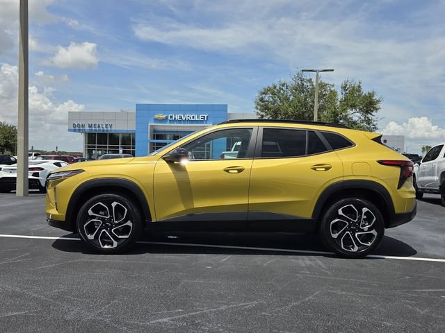 Certified 2024 Chevrolet Trax RS w/ Sunroof Package FWD image 3