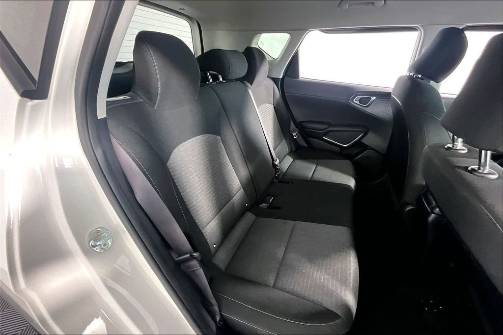 Used 2020 Kia Soul S FWD image 26