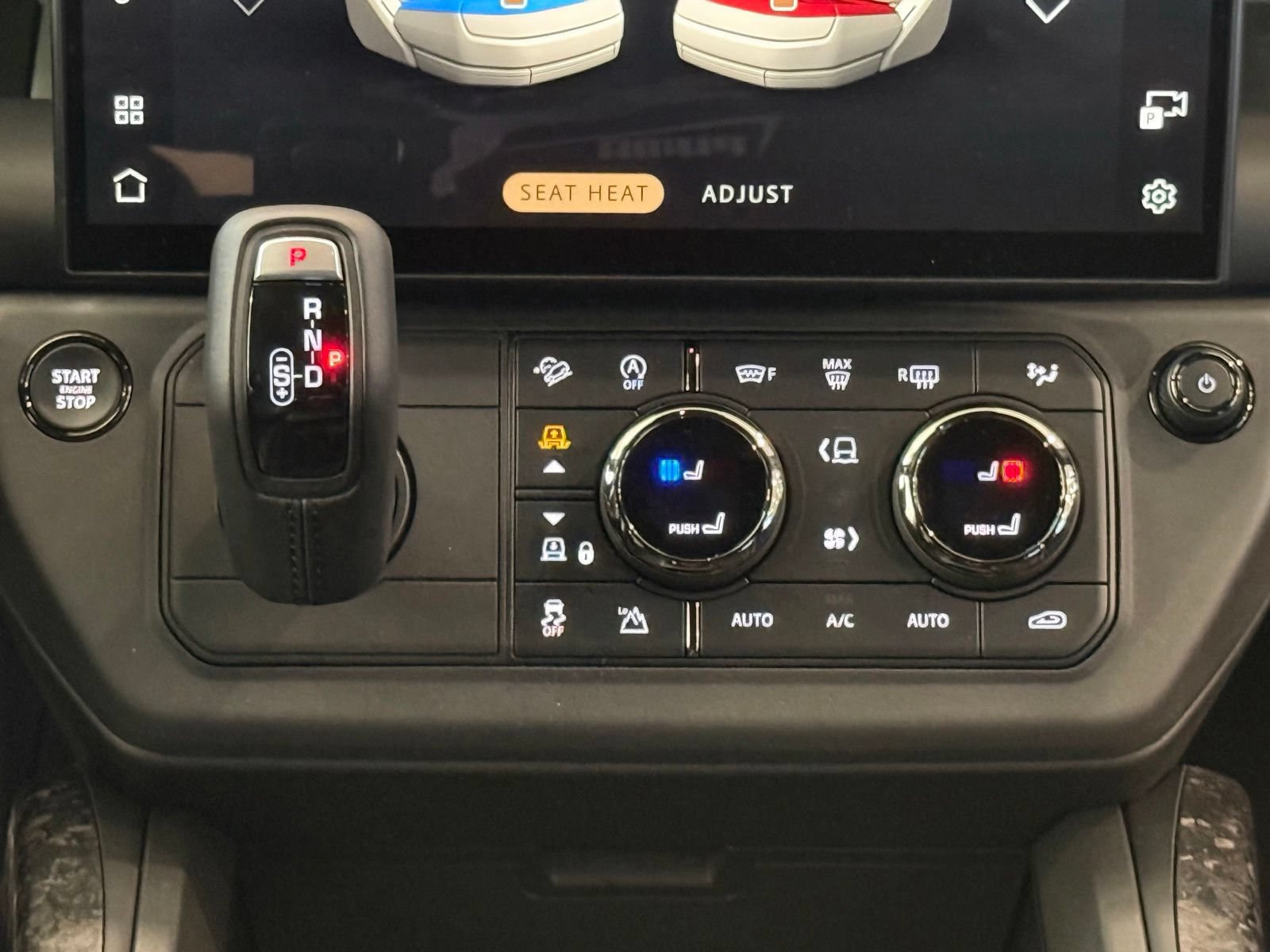 New 2026 Land Rover Defender 110 OCTA AWD/4WD image 30