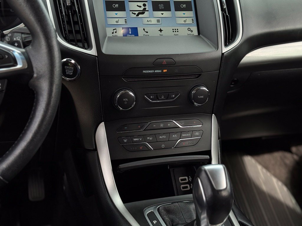 Certified 2018 Ford Edge SEL w/ Equipment Group 201A AWD/4WD image 21