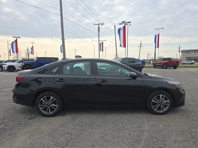 Used 2023 Kia Forte LXS w/ LXS Technology Package image 4