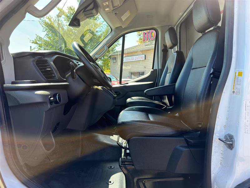 Used 2022 Ford Transit 350 DRW RWD image 18