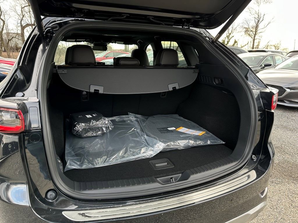 New 2025 MAZDA CX-5 Signature image 13