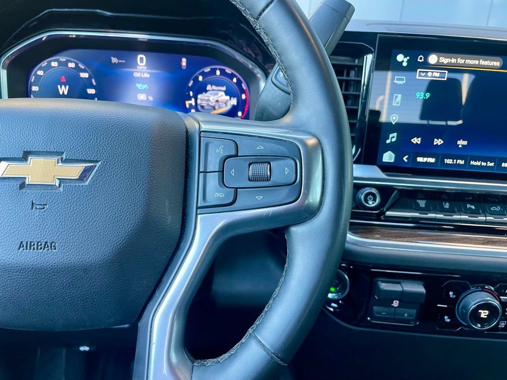 Used 2025 Chevrolet Silverado 2500 LT w/ Safety Package image 15