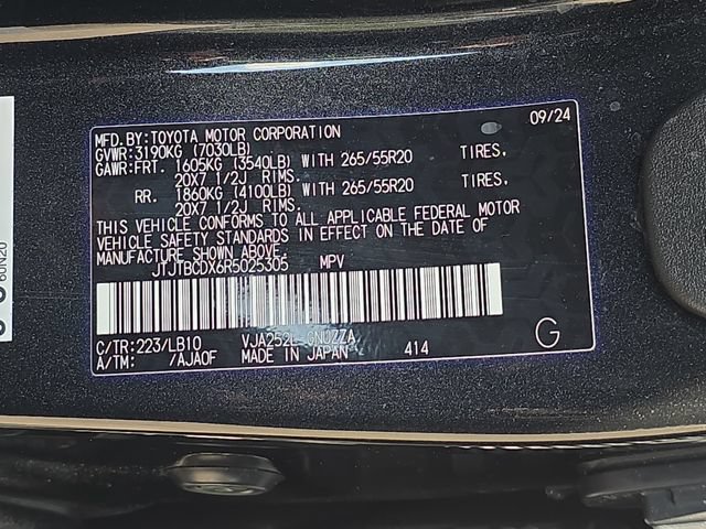 Used 2024 Lexus GX 550 w/ Accessory Package (2T) AWD/4WD image 39