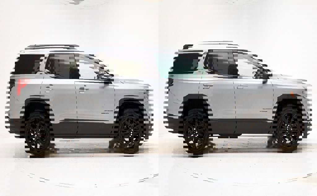 Used 2023 GMC Acadia SLE w/ Driver Convenience Package video 2