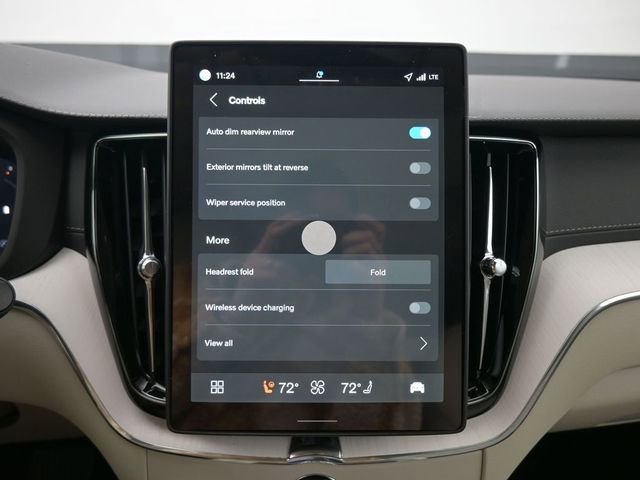 New 2026 Volvo XC60 B5 Ultra w/ Protection Package Premier image 19