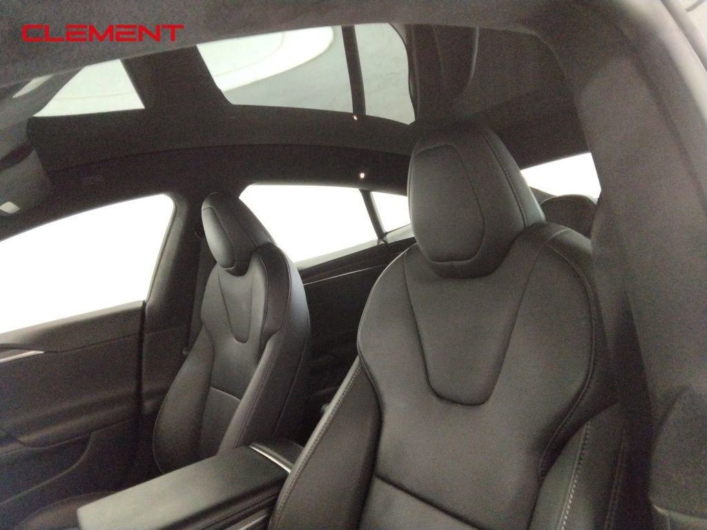 Used 2021 Tesla Model S Plaid image 24