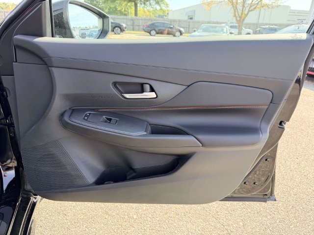 New 2027 Nissan Sentra SR w/ Floor Mat Package FWD image 8
