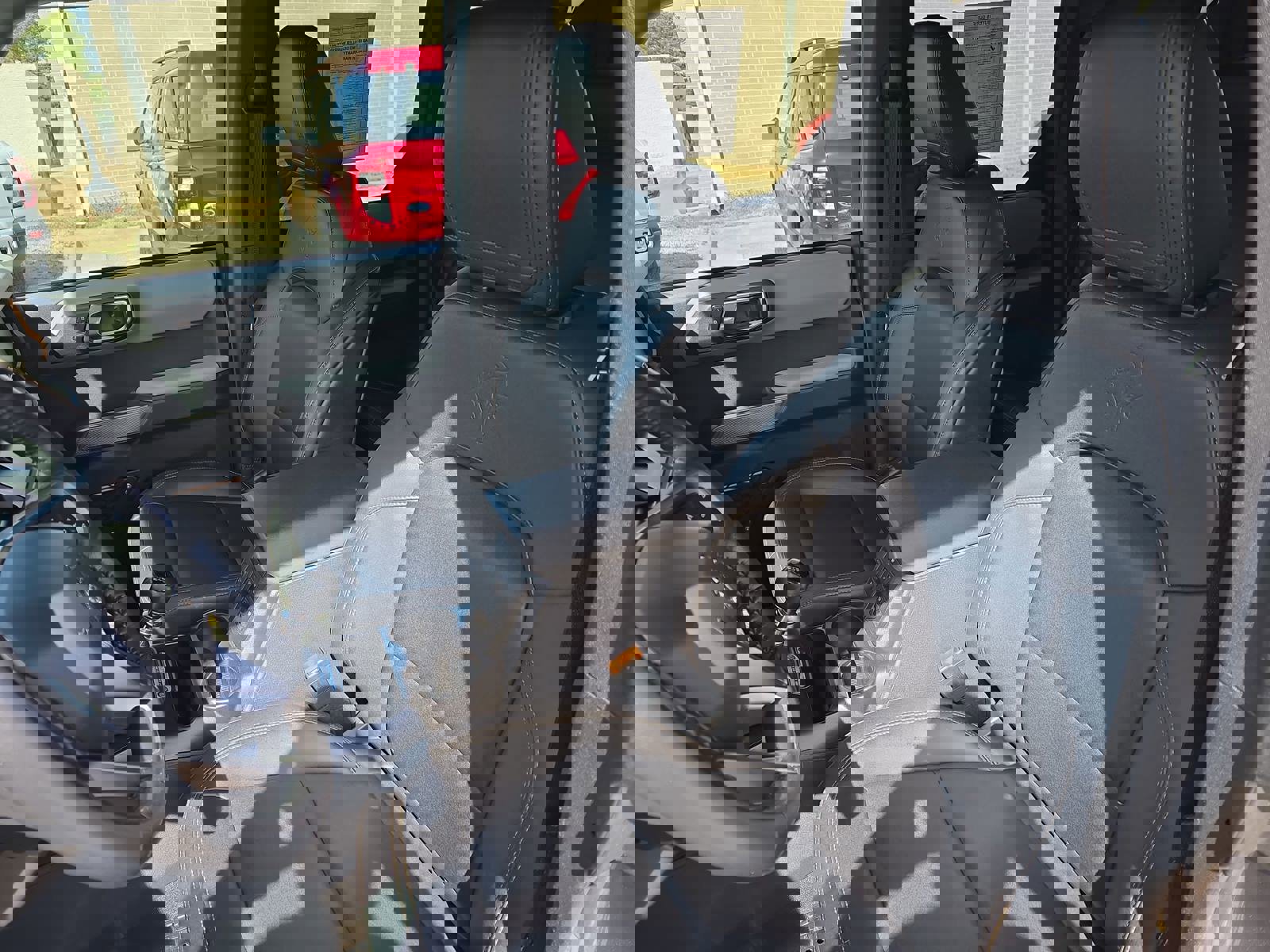 Used 2021 Ford Bronco Badlands image 15