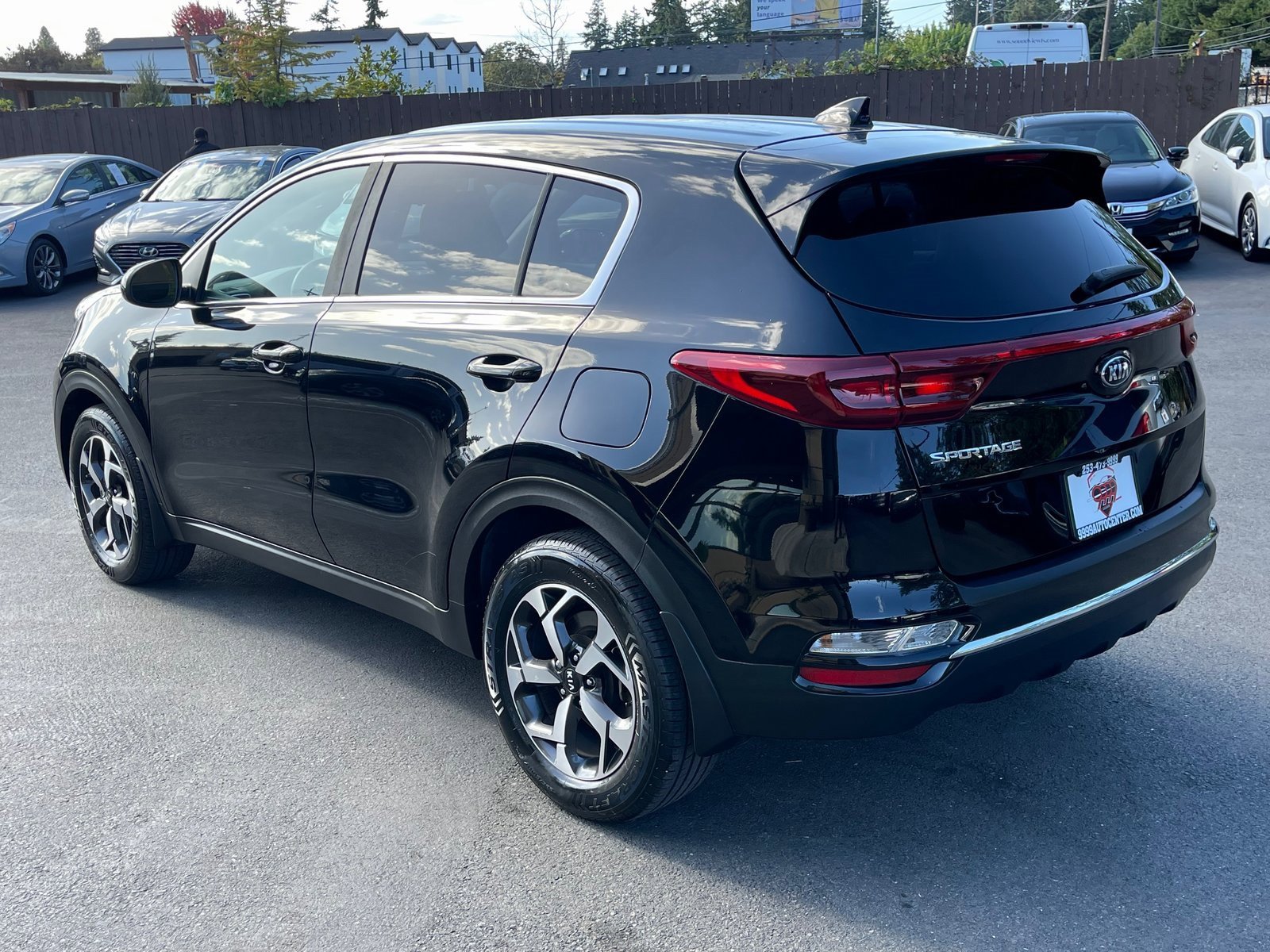 Used 2020 Kia Sportage LX image 5
