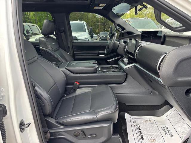 Used 2025 Ford Expedition Platinum w/ Stealth Appearance Package AWD/4WD image 18