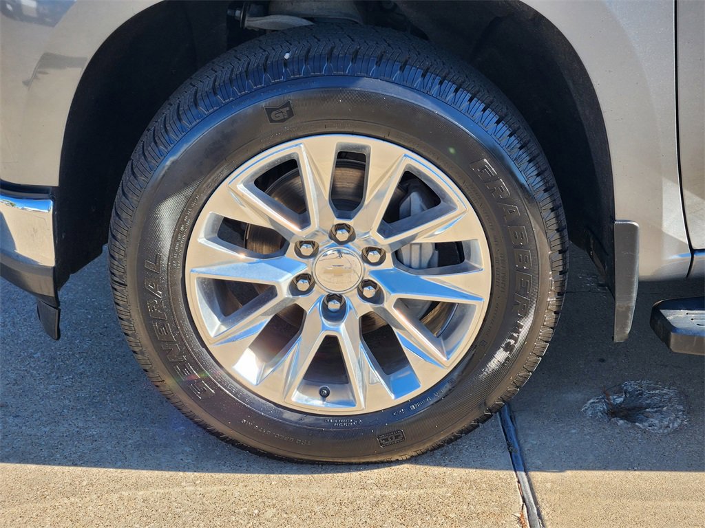 Used 2020 Chevrolet Silverado 1500 LTZ w/ LTZ Premium Package image 10